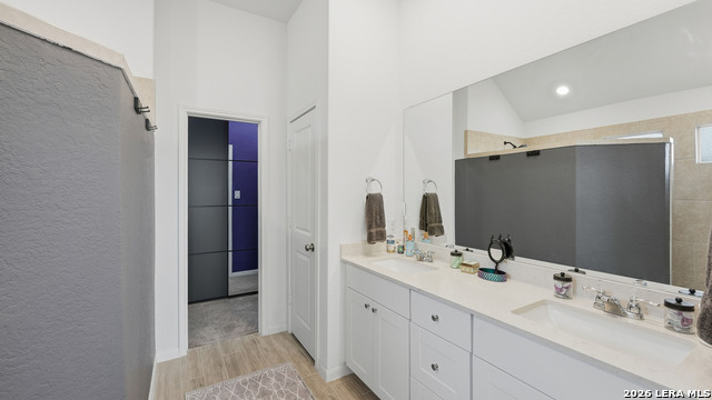 Image 20 of 38 For 5931 Corsicana