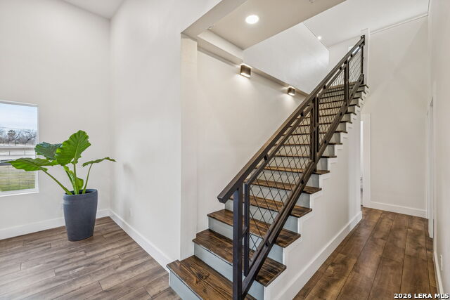 Listing photo id 25 for 300 County Road 5781