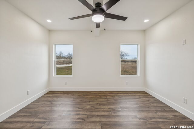 Listing photo id 41 for 300 County Road 5781