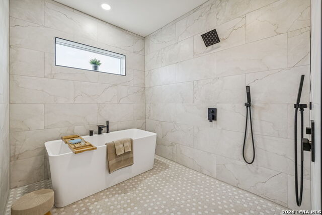 Listing photo id 46 for 300 County Road 5781