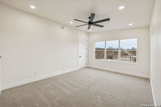 Listing photo id 52 for 300 County Road 5781