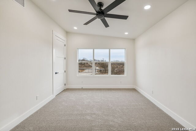 Listing photo id 53 for 300 County Road 5781