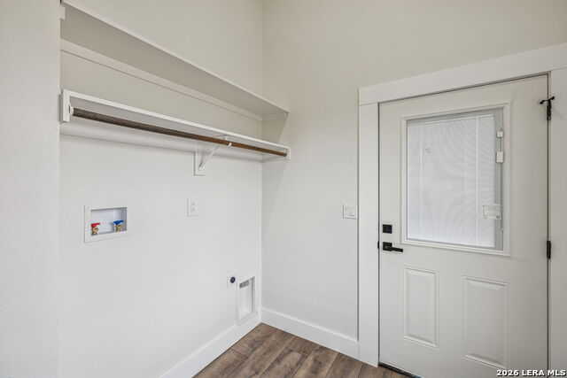 Listing photo id 65 for 300 County Road 5781