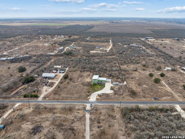 Listing photo id 79 for 300 County Road 5781