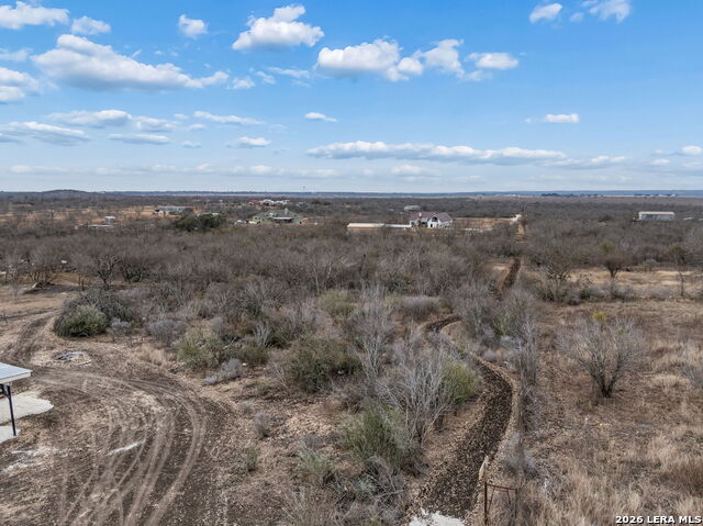 Listing photo id 82 for 300 County Road 5781
