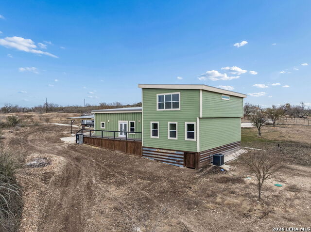 Listing photo id 91 for 300 County Road 5781