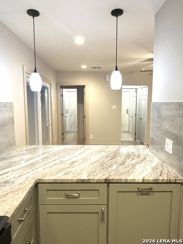 Image 11 of 17 For 329 Taft Blvd