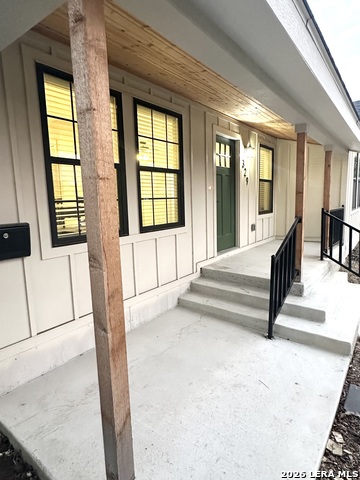 Image 2 of 17 For 329 Taft Blvd