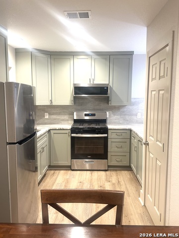 Image 8 of 17 For 329 Taft Blvd