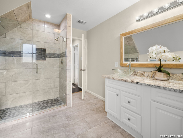 Image 17 of 34 For 5302 Charter Oak