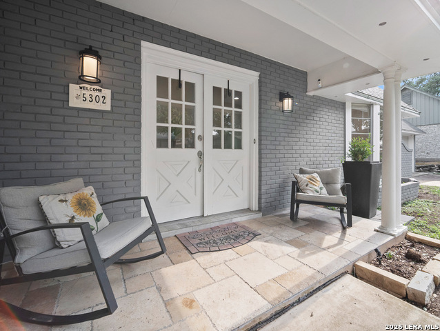 Image 3 of 34 For 5302 Charter Oak