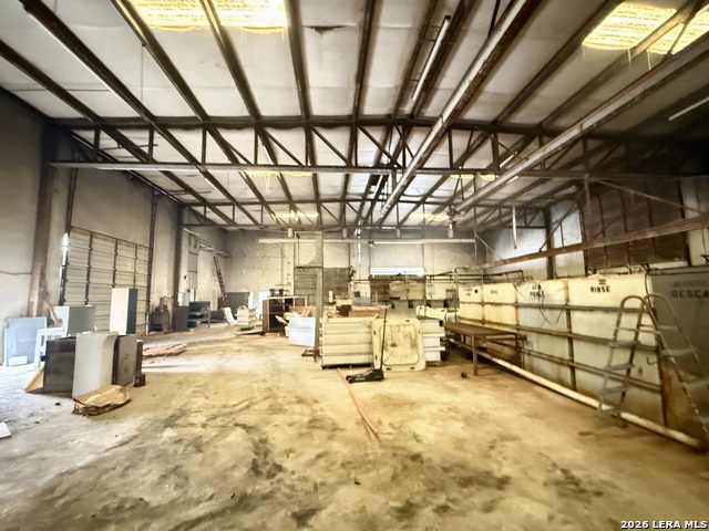 Image 8 of 12 For 7927 Mainland