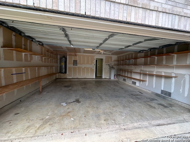 Image 28 of 31 For 6641 Sally Agee