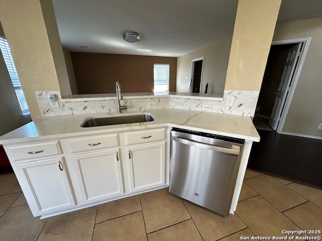 Image 3 of 31 For 6641 Sally Agee