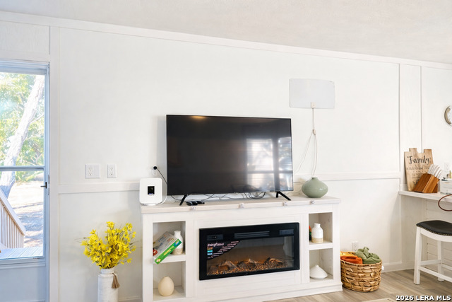 Image 5 of 27 For 691 Private Road 1510