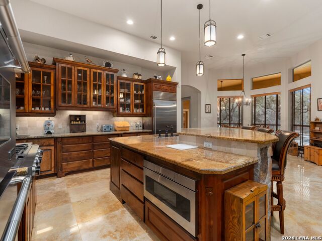 Image 21 of 74 For 19819 Wild Hollow