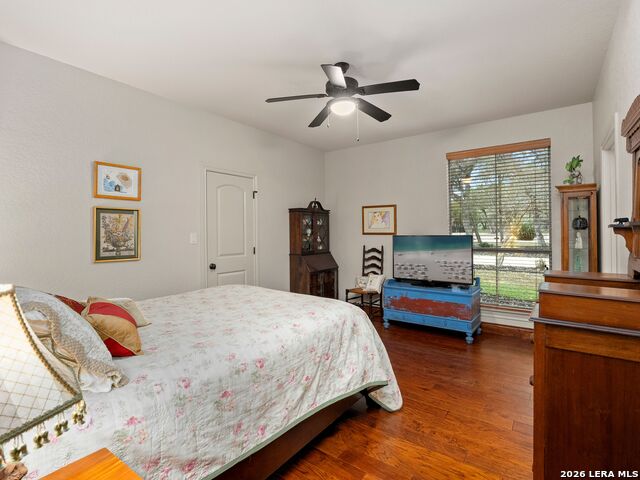 Image 25 of 74 For 19819 Wild Hollow