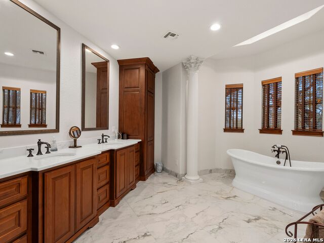 Image 28 of 74 For 19819 Wild Hollow