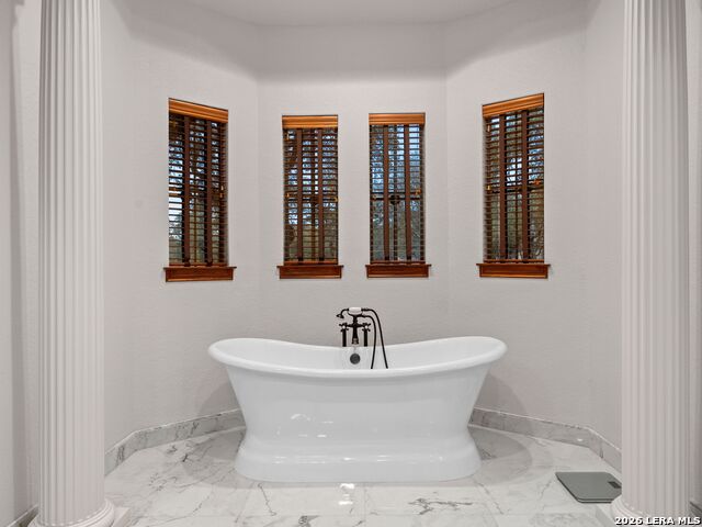 Image 29 of 74 For 19819 Wild Hollow