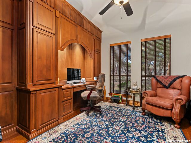 Image 31 of 74 For 19819 Wild Hollow