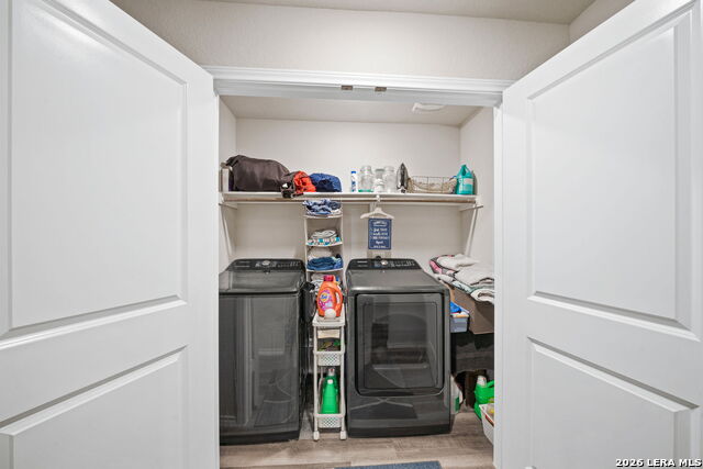 Image 21 of 23 For 4242 Volcano Way