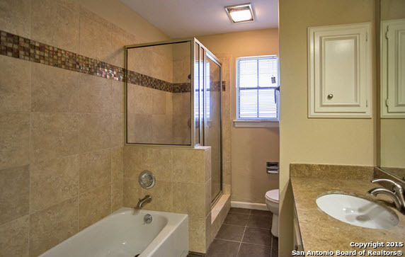 Image 11 of 17 For 5359 Fredericksburg Rd  612