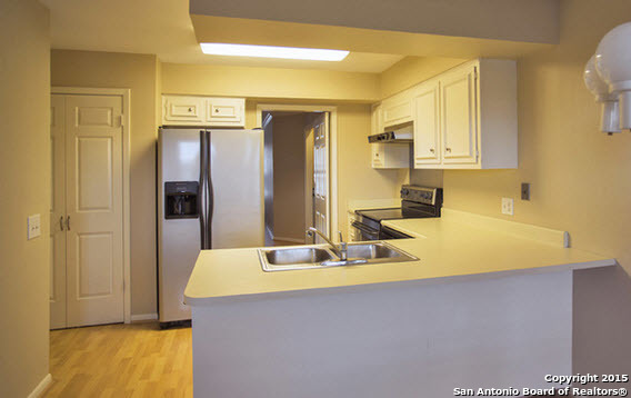 Image 7 of 17 For 5359 Fredericksburg Rd  612