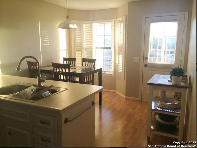 Image 9 of 17 For 5359 Fredericksburg Rd  612