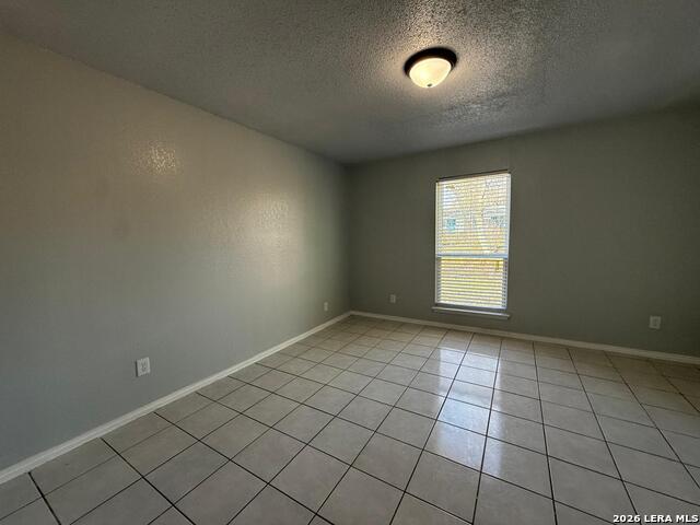 Image 11 of 13 For 1311 Hortencia Ave.  B