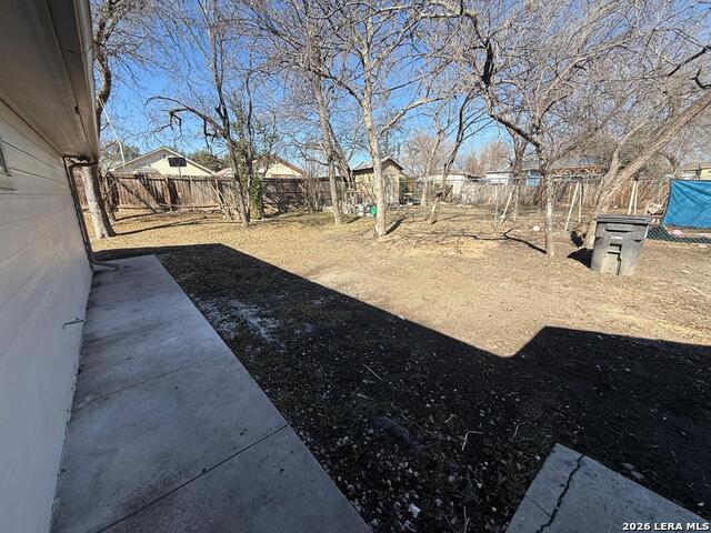 Image 13 of 13 For 1311 Hortencia Ave.  B