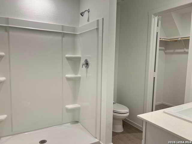 Image 7 of 11 For 523 Layne Overlook