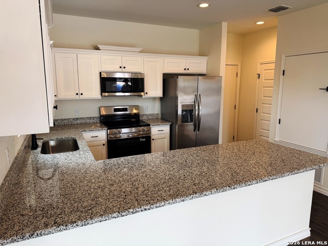 Image 3 of 13 For 600a 10th  