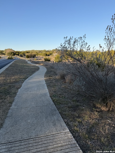 Image 3 of 14 For 1046 Monteola