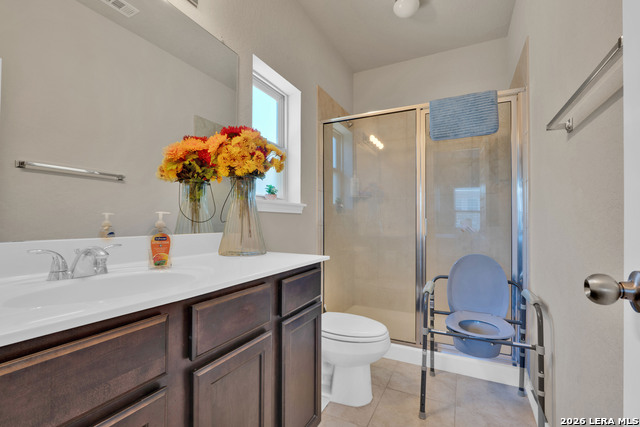 Image 15 of 18 For 7307 Birch Stage