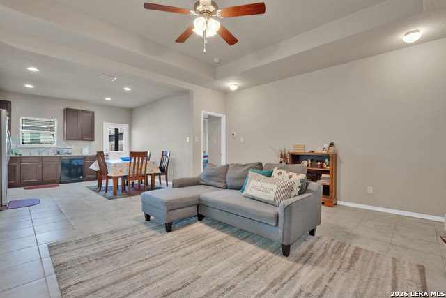 Image 4 of 18 For 7307 Birch Stage