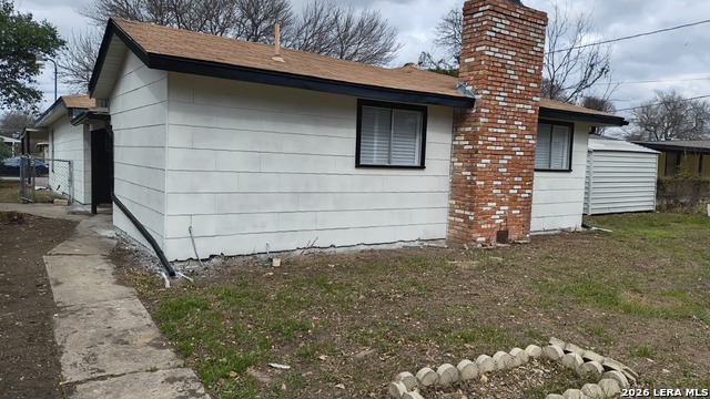 Image 5 of 13 For 222 Hillwood