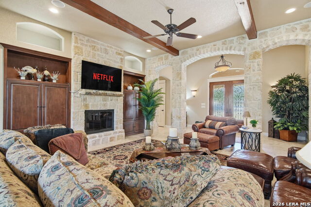 Image 11 of 51 For 133 Mariposa Loop