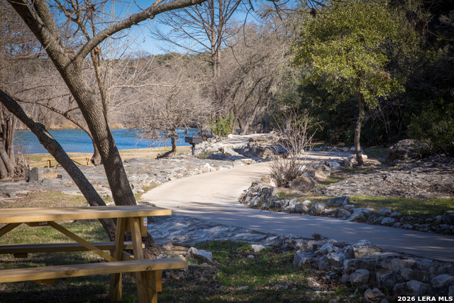 Image 45 of 51 For 133 Mariposa Loop