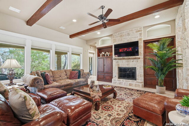 Image 8 of 51 For 133 Mariposa Loop