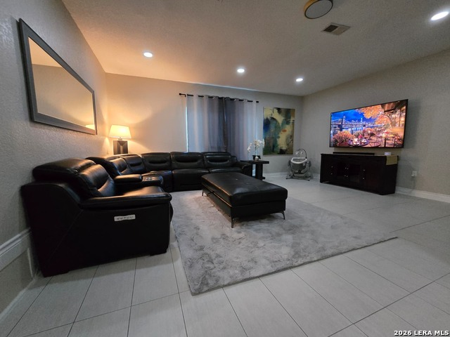 Image 20 of 35 For 8410 Shallow Creek