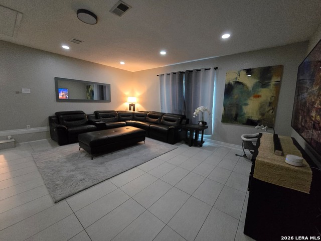 Image 21 of 35 For 8410 Shallow Creek