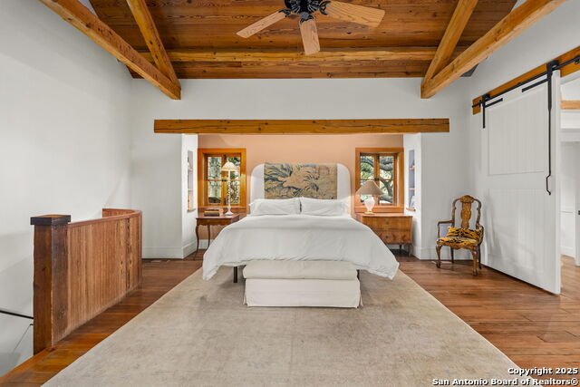 Listing photo id 15 for 317 Limestone Creek