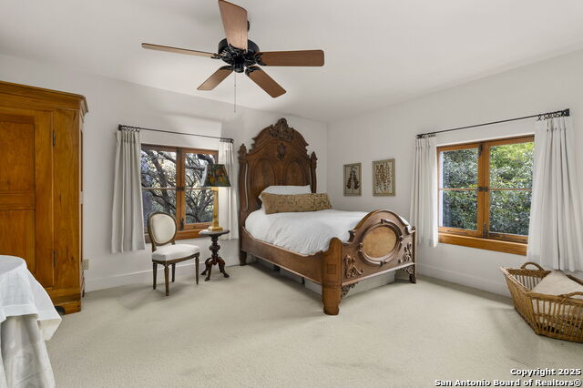 Listing photo id 23 for 317 Limestone Creek