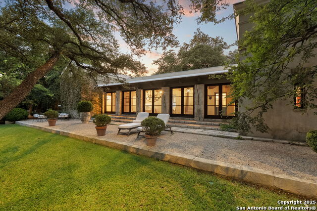 Listing photo id 26 for 317 Limestone Creek