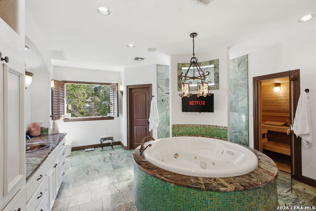 Listing photo id 23 for 29940 Beck  