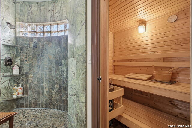 Listing photo id 25 for 29940 Beck  