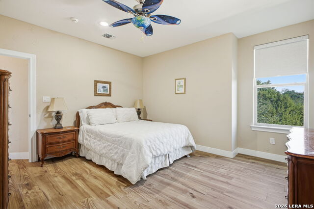Listing photo id 31 for 29940 Beck  