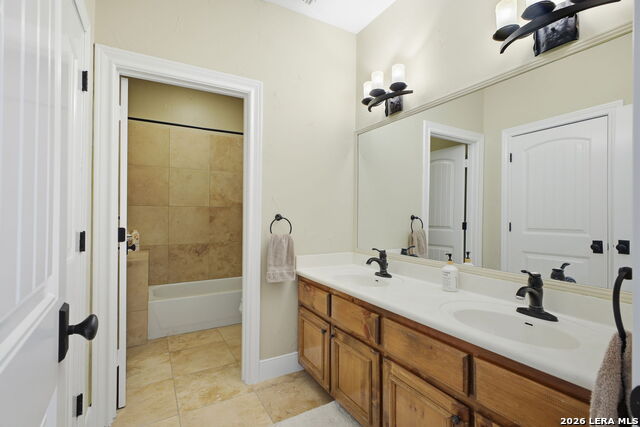 Listing photo id 33 for 29940 Beck  