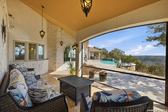 Listing photo id 41 for 29940 Beck  