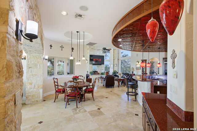 Listing photo id 6 for 29940 Beck  